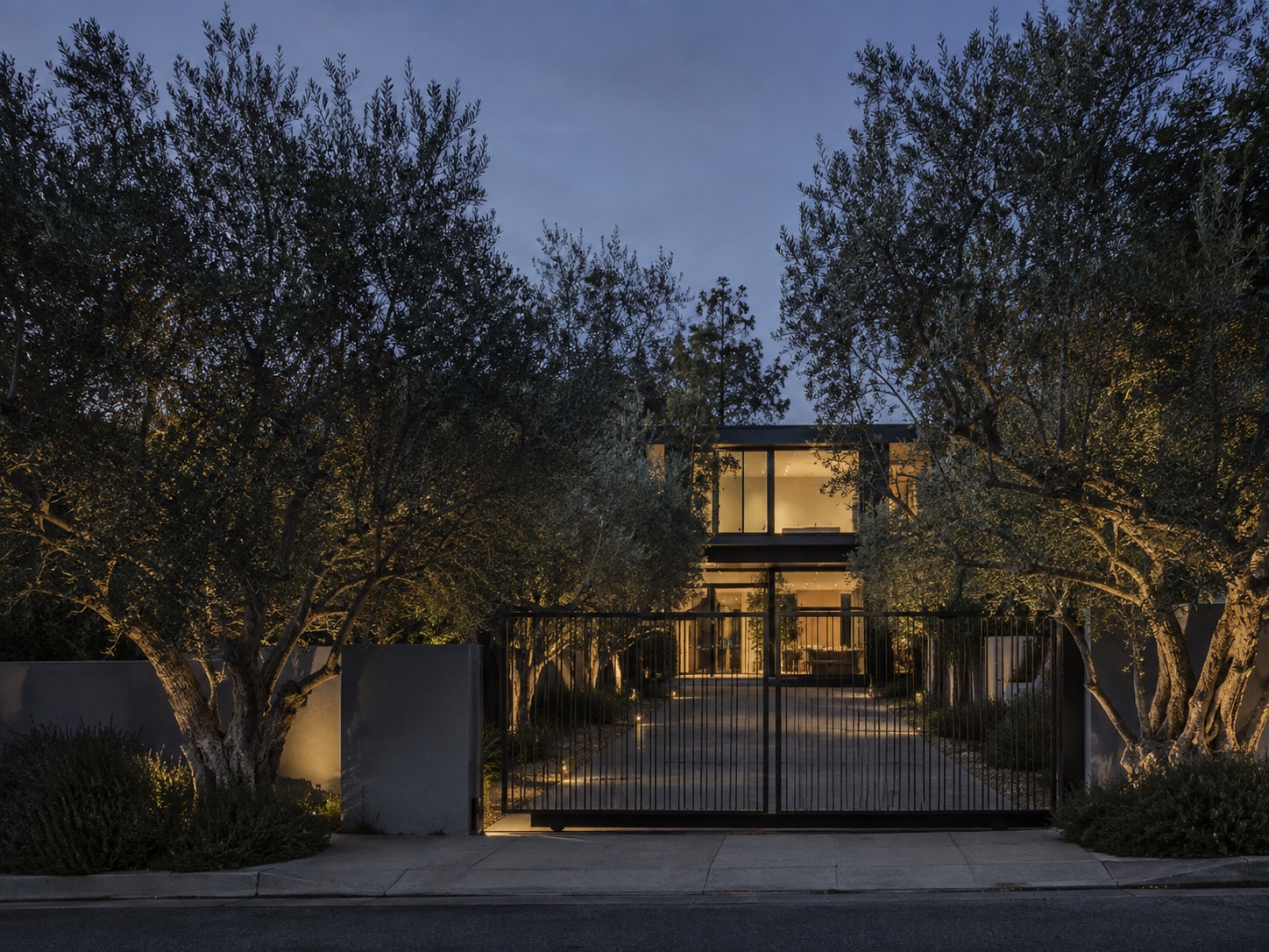 Coming soon residence, Los Angeles